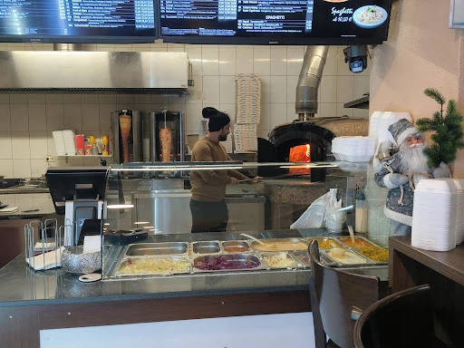 Toscana - Holzofenpizzeria & Kebaphaus photo 5